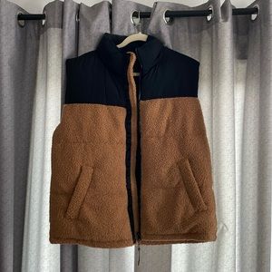 Women’s small oversized wild fable puffer vest
